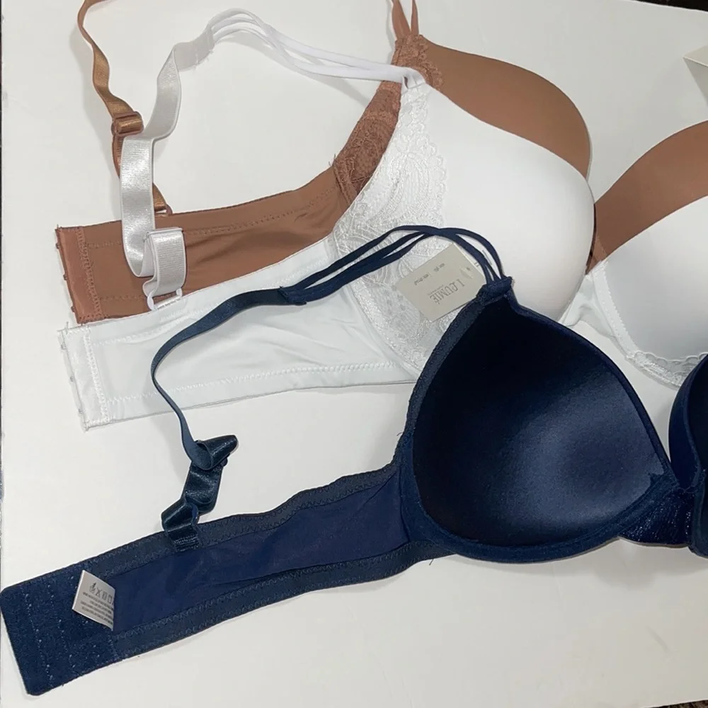 Bundle 3 Pieces  Comfort Fit Push Up Padded T- Shirt 3 Hooks Bra Cup D & DD.